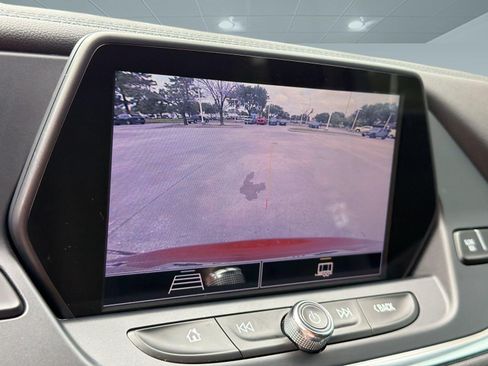 Used 2022 Chevrolet Blazer LT FWD image 20
