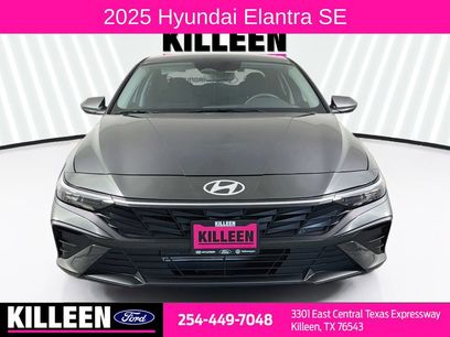 Used 2025 Hyundai Elantra SE