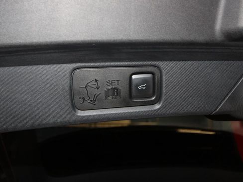 Used 2021 Ford Mustang Mach-E Premium image 37