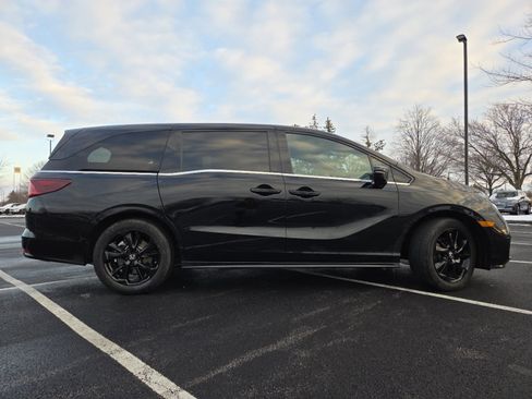 Certified 2024 Honda Odyssey Sport image 19
