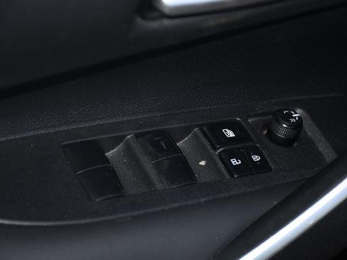 Certified 2024 Toyota Corolla SE image 10