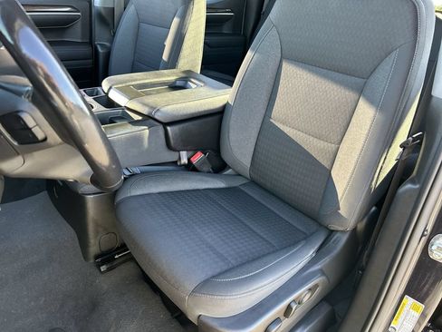 Used 2022 Chevrolet Silverado 1500 LT AWD/4WD image 19