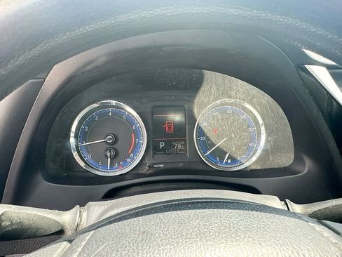Used 2017 Toyota Corolla L FWD image 12