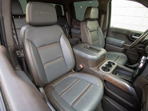 Used 2019 GMC Sierra 1500 Denali w/ Denali Ultimate Package AWD/4WD image 23