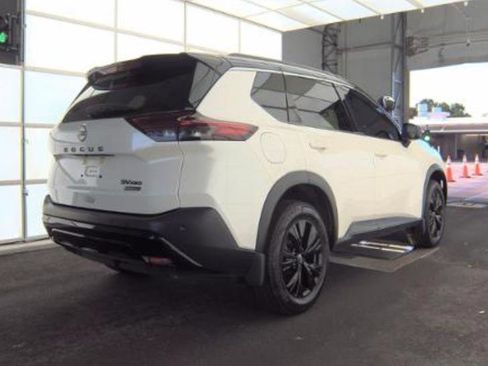 Used 2023 Nissan Rogue SV w/ SV Premium B Package AWD/4WD image 6