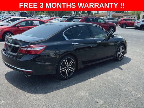 Used 2016 Honda Accord Sport image 8