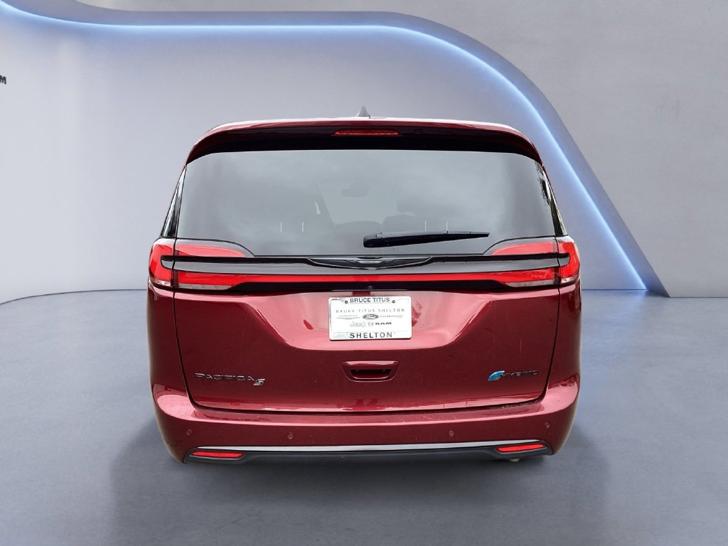 Used 2023 Chrysler Pacifica Touring-L w/ S Appearance Package FWD image 8