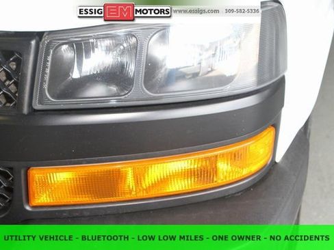 Used 2018 Chevrolet Express 3500 w/ Power Convenience Package image 13
