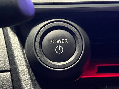 Used 2024 Toyota Prius Prime FWD image 30