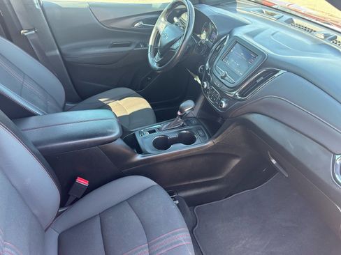 Used 2022 Chevrolet Equinox RS AWD/4WD image 23
