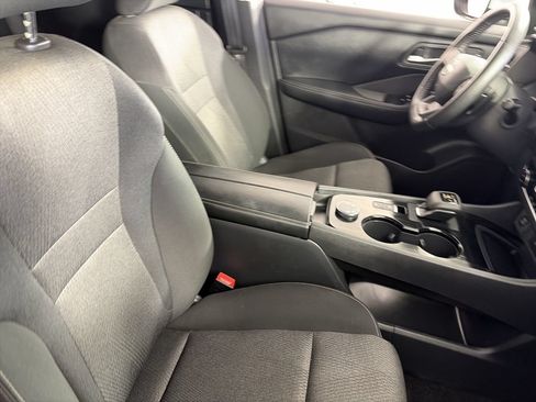Used 2025 Nissan Rogue SV AWD/4WD image 25