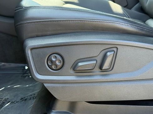 Used 2022 Audi Q5 2.0T Premium Plus w/ Premium Plus Package image 25