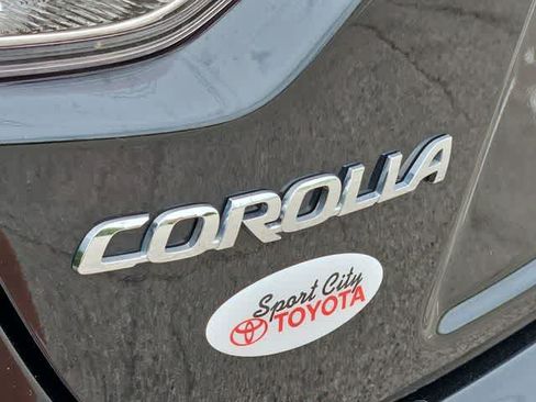 Used 2026 Toyota Corolla LE FWD image 11