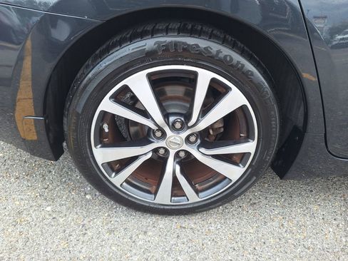 Used 2017 Nissan Maxima Platinum image 27