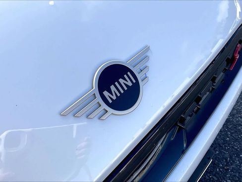 Used 2025 MINI Cooper S image 9