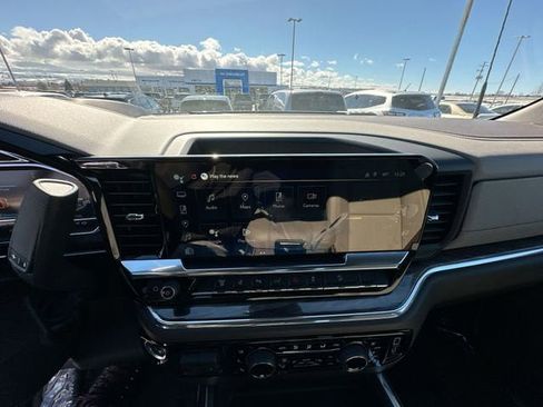 New 2025 Chevrolet Silverado 3500 LTZ w/ LTZ Convenience Package image 13