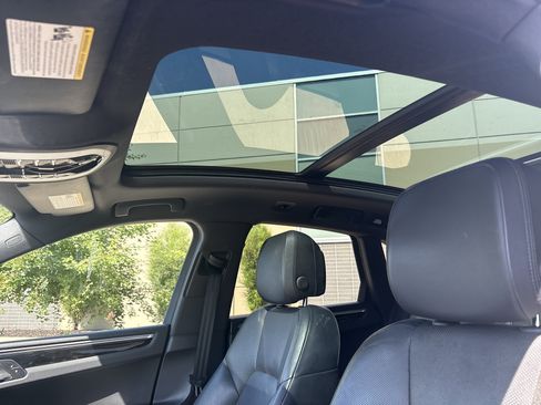 Used 2017 Porsche Macan AWD/4WD image 28