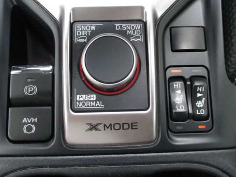 Used 2019 Subaru Forester Limited image 24