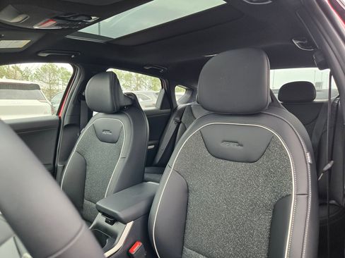 New 2025 Kia K4 GT-Line w/ GT-Line Sunroof Package image 23