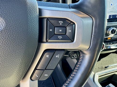 Used 2022 Ford F350 Platinum image 21