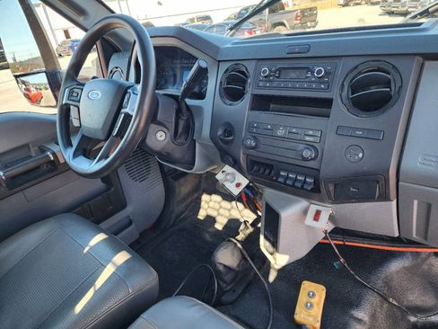 Used 2021 Ford F650 2WD Regular Cab Super Duty image 23