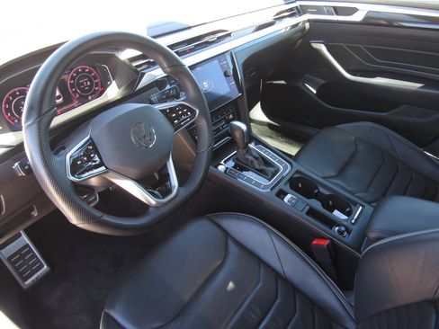 Used 2021 Volkswagen Arteon SEL Premium image 16