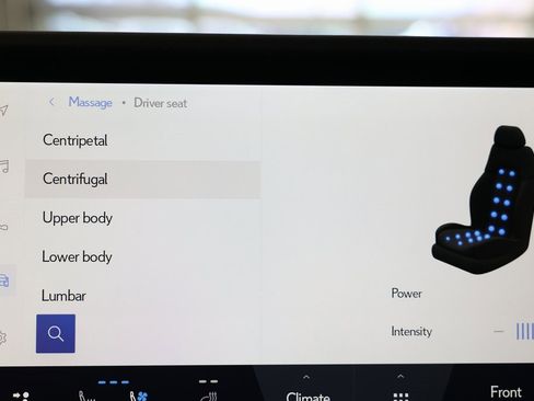 Used 2025 Lexus GX 550 w/ Accessory Package (Z1) image 35