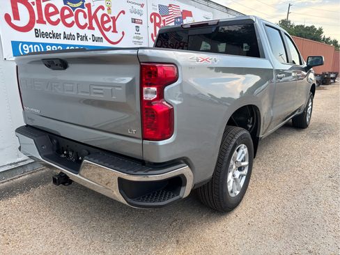 New 2026 Chevrolet Silverado 1500 LT w/ Leather Package AWD/4WD image 3