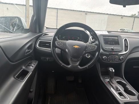 Used 2019 Chevrolet Equinox LT AWD/4WD image 11