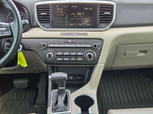 Used 2021 Kia Sportage S FWD image 16