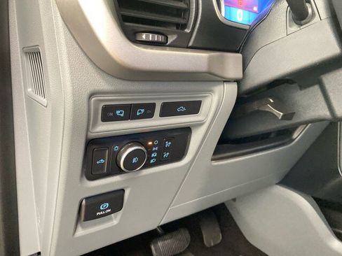 Used 2021 Ford F150 XLT w/ Equipment Group 302A High image 17