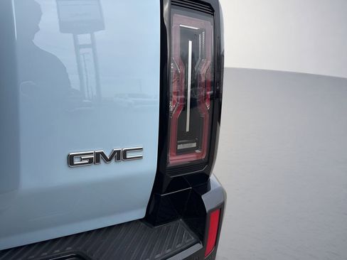 Used 2025 GMC Hummer EV 2X AWD/4WD image 37