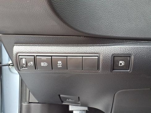 Used 2025 Toyota Corolla SE FWD image 23