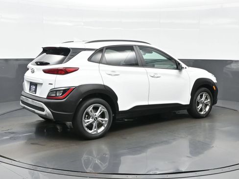 Used 2023 Hyundai Kona SEL w/ Cargo Package AWD/4WD image 6