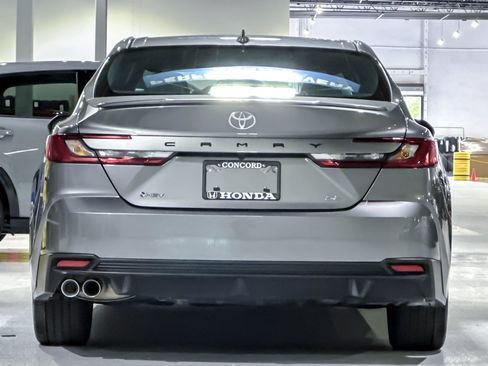 Used 2026 Toyota Camry SE FWD image 10