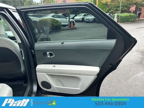 Used 2023 Hyundai Ioniq 5 Limited AWD/4WD image 37