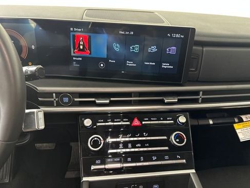 Used 2025 Hyundai Santa Fe SE image 21