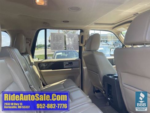 Used 2012 Ford Expedition XLT AWD/4WD image 16