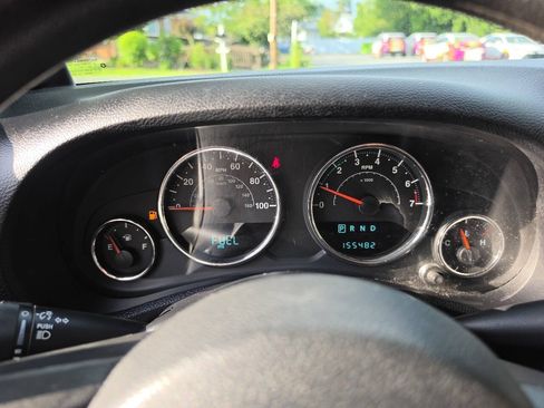 Used 2012 Jeep Wrangler Sport AWD/4WD image 28