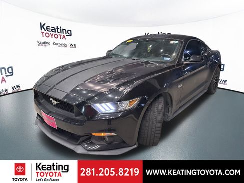 Used 2017 Ford Mustang GT w/ GT Performance Package image 7