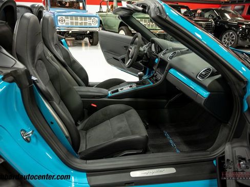 Used 2021 Porsche 718 Boxster Spyder RWD image 26