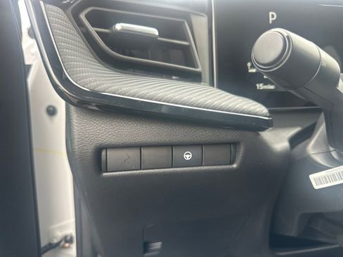 New 2026 Nissan Kicks SR w/ Cold Weather Package image 12