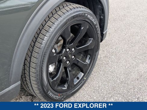 Certified 2023 Ford Explorer ST-Line w/ Class IV Trailer Tow Package RWD image 12
