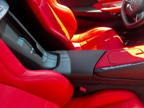 Used 2023 Chevrolet Corvette Stingray Preferred Cpe w/ Z51 Performance Package RWD image 21