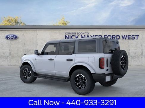 New 2026 Ford Bronco Outer Banks image 5