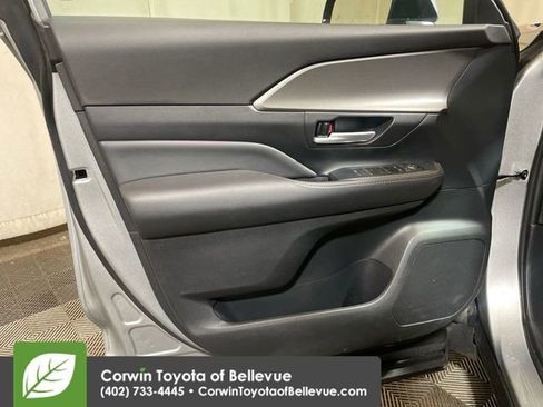 Used 2024 Toyota Grand Highlander XLE image 24