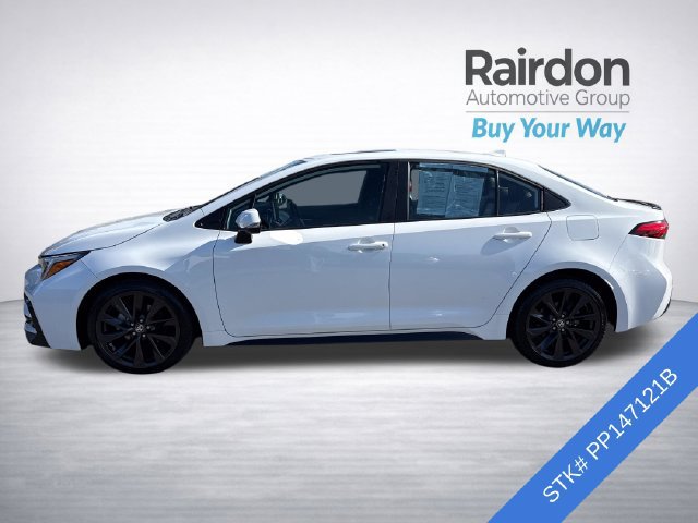 Used 2023 Toyota Corolla XSE w/ Carpet Mat Package (TMS) FWD image 4
