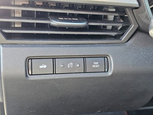 Used 2024 Nissan Altima 2.5 SR w/ SR Premium Package image 14