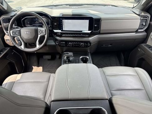 Used 2024 Chevrolet Silverado 1500 RST w/ Convenience Package II AWD/4WD image 16