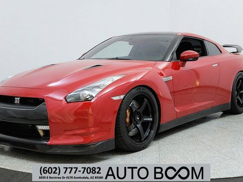Used 2009 Nissan GT-R Premium image 1